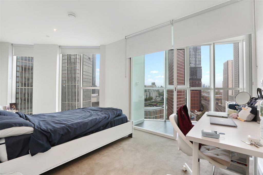 Property photo 3 of 12 Ach- (3).Jpg