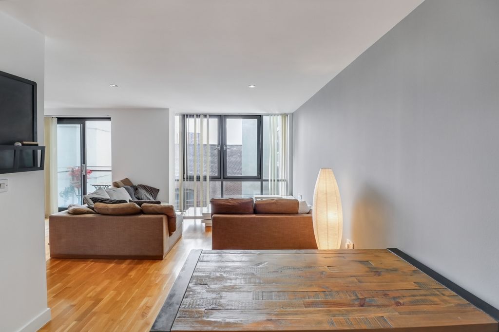 Property photo 3 of 18 Img_2769