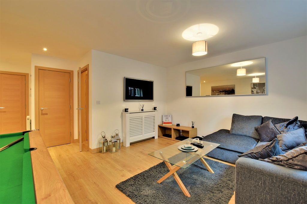 Property photo 2 of 10 Dsc_2577-Dsc_2579