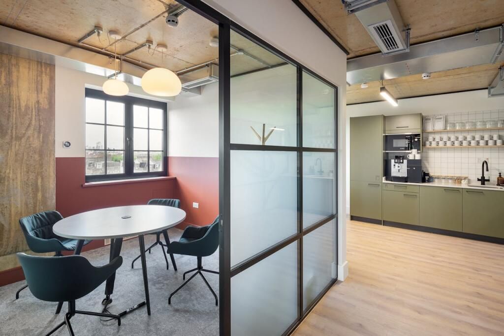 Property photo 3 of 6