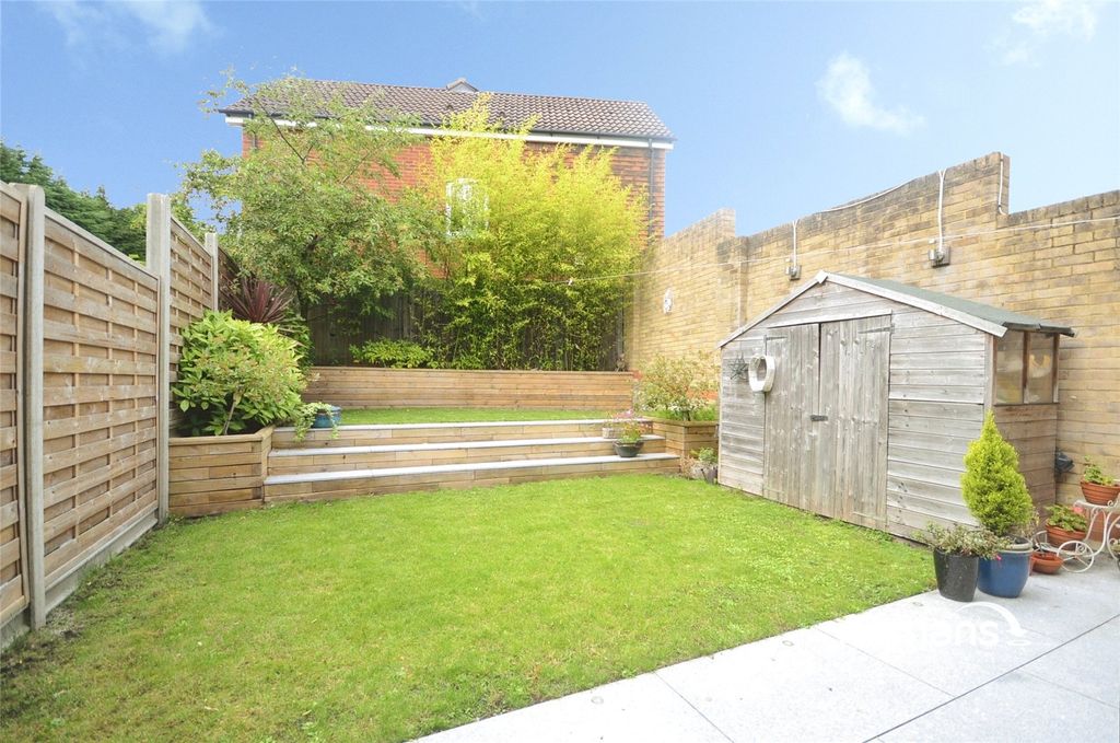 Property photo 2 of 7 Picture No. 16