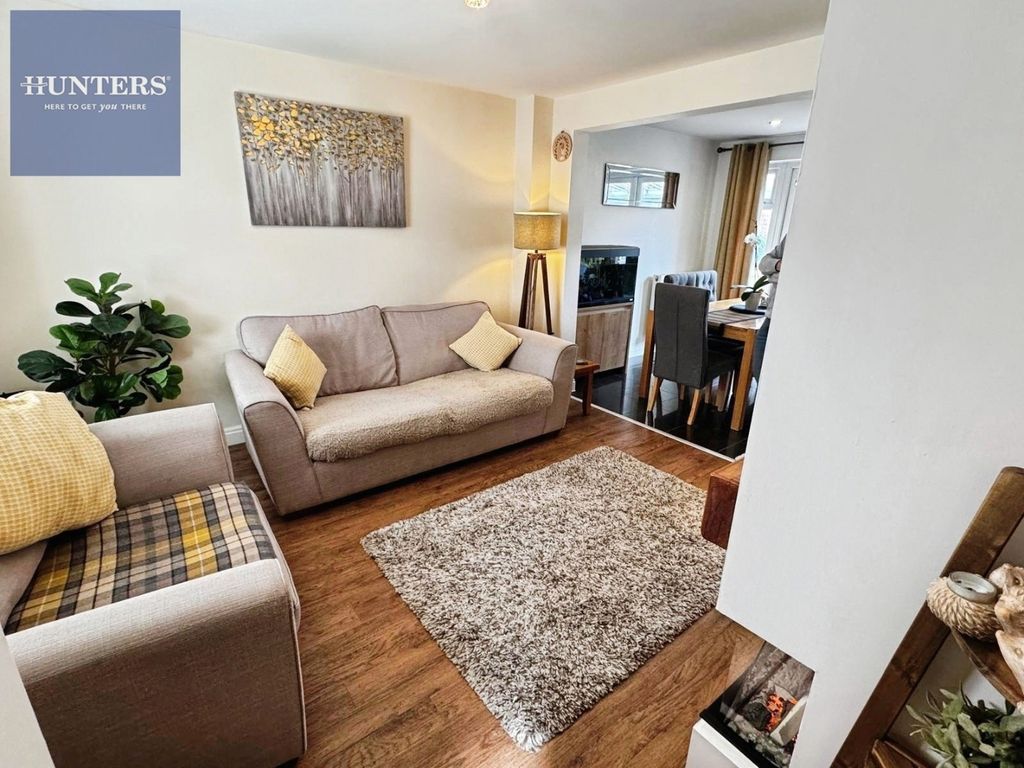 Property photo 2 of 15 Pbox-Img.Jpg