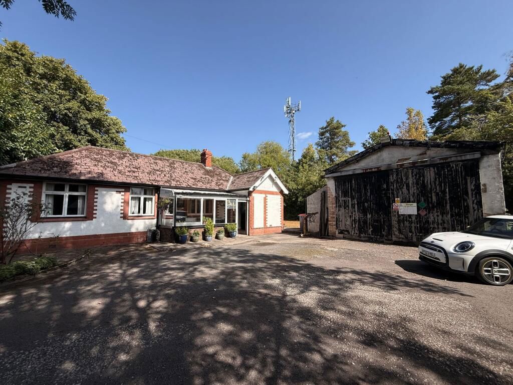 Property photo 2 of 19