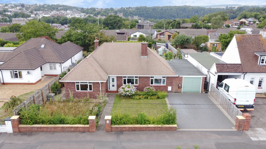 Property photo 1 of 27