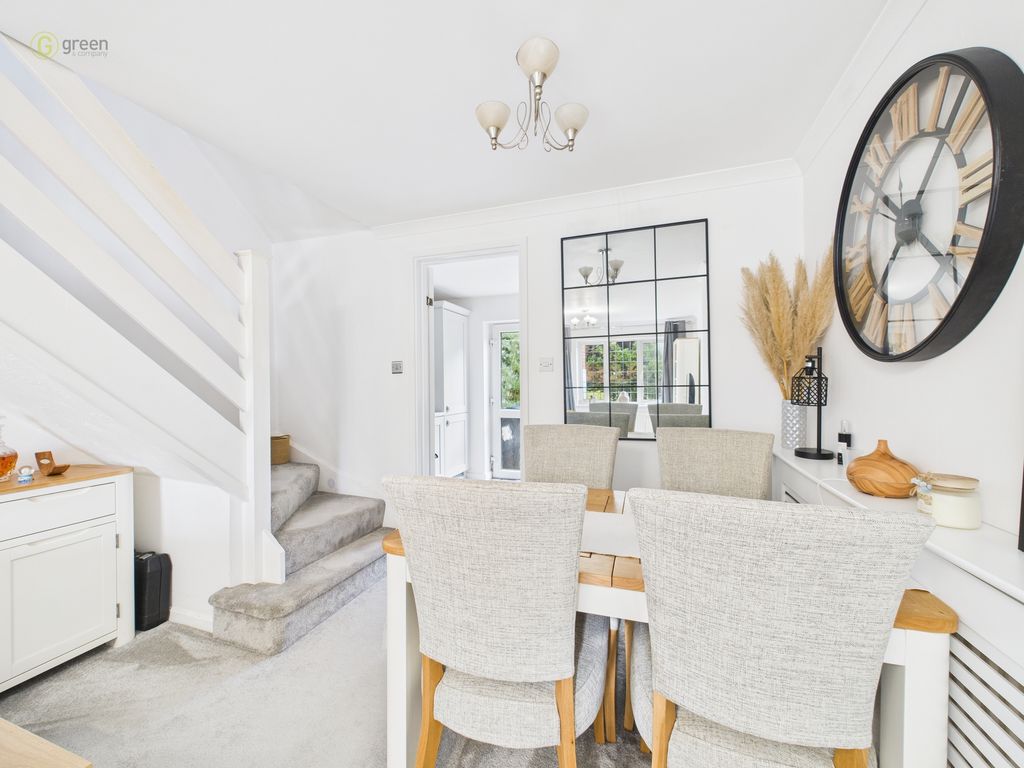 Property photo 2 of 16 Cam01698G0Pr0129Still005