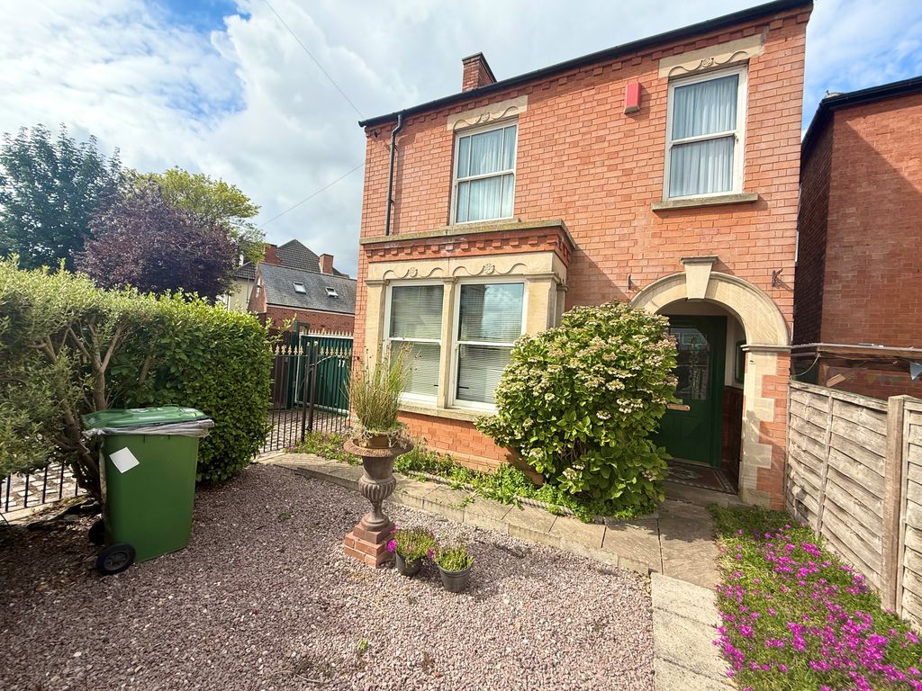 Property photo 1 of 22 5