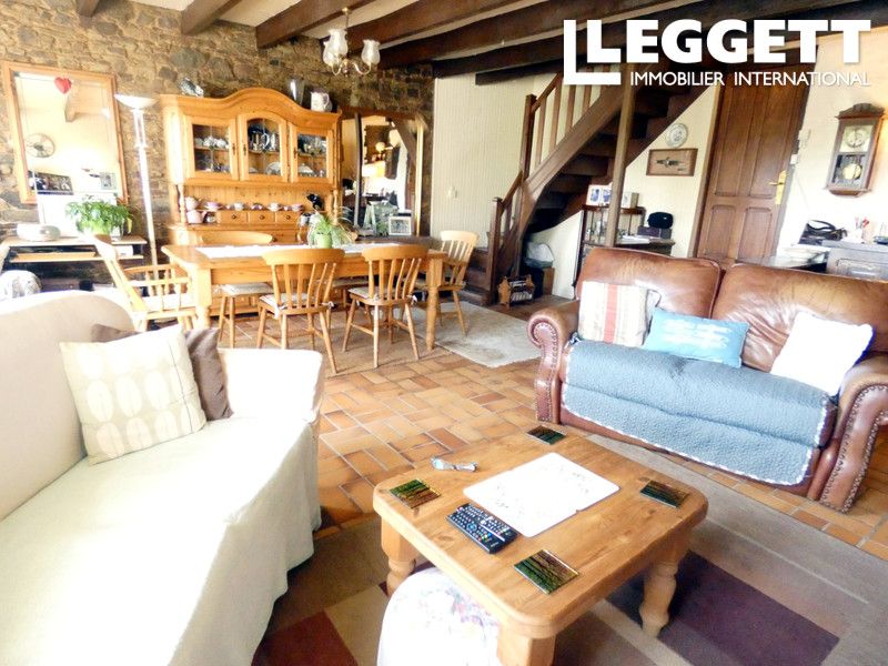 Property photo 2 of 10