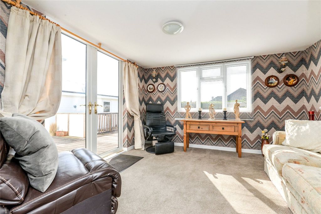 Property photo 3 of 17 Picture No. 39