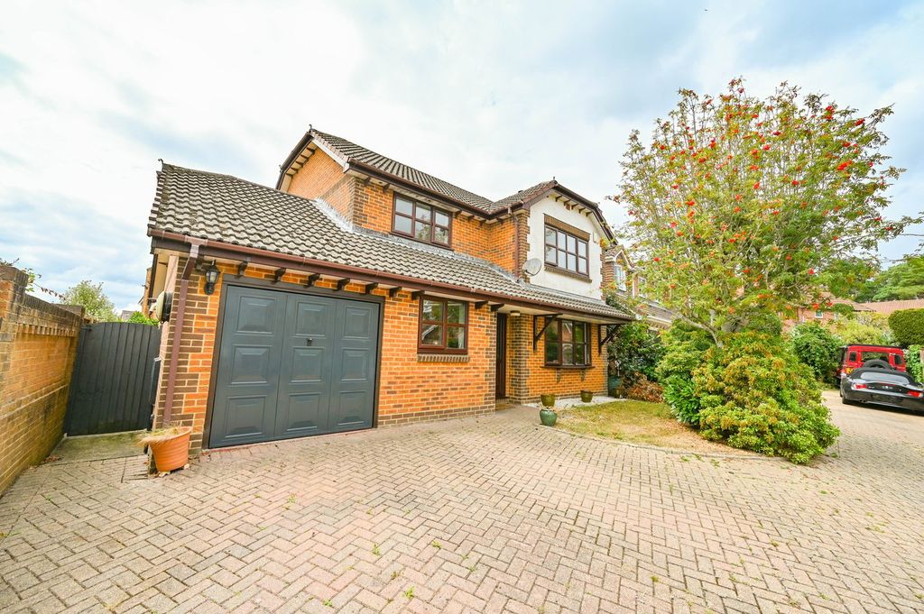 Property photo 1 of 20