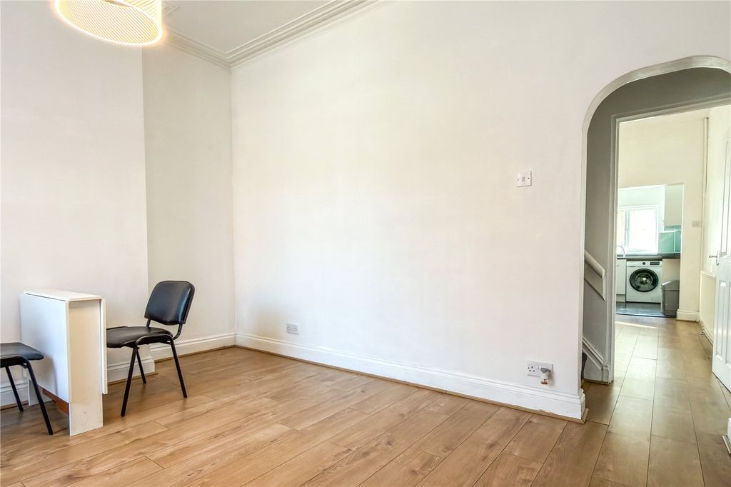 Property photo 3 of 16 Picture No. 09