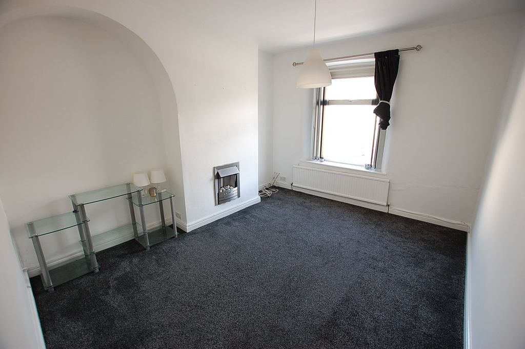 Property photo 2 of 17 Picture No. 13