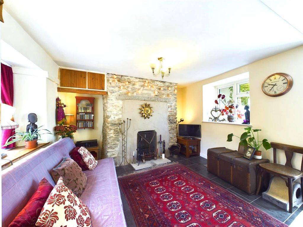 Property photo 3 of 23 W24Eoptu1U6Q13Nt8Jsueq.Jpg