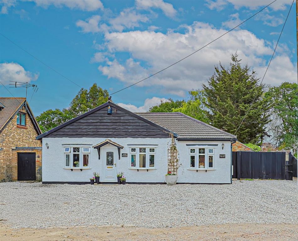 Property photo 1 of 27