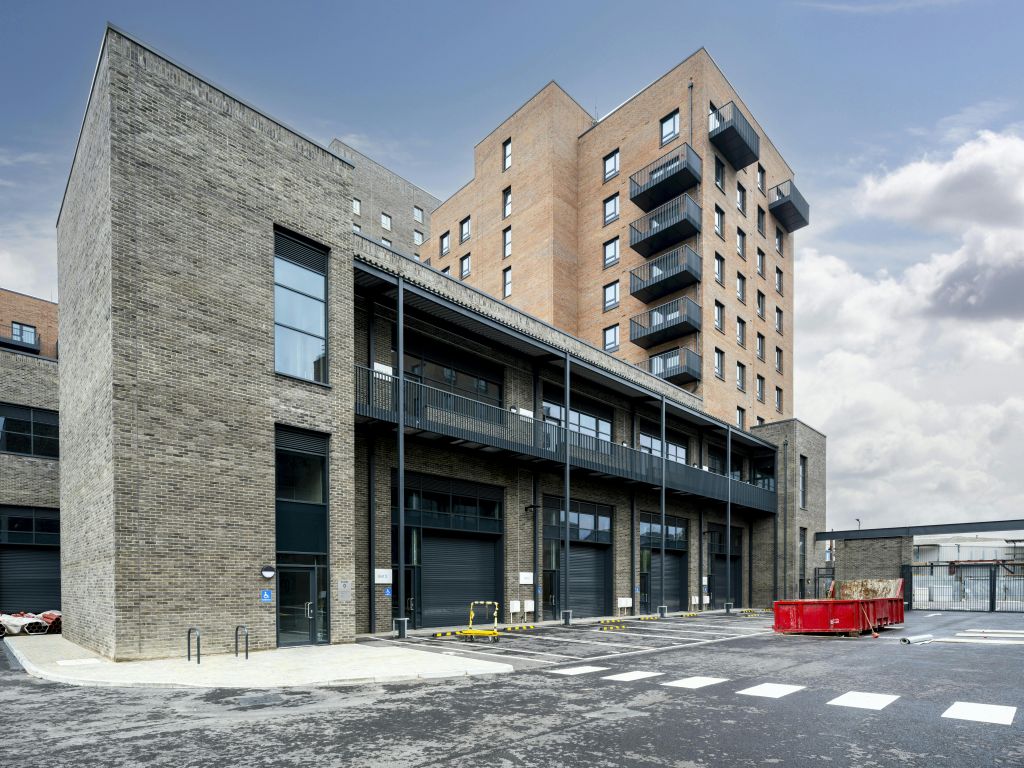 Property photo 1 of 13 Crossness Yard.Jpg