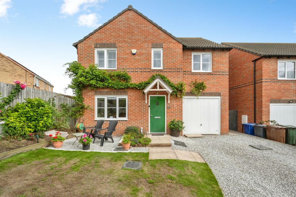 Property photo 1 of 23