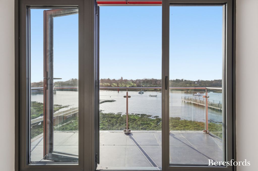 Property photo 2 of 36 Picture 2