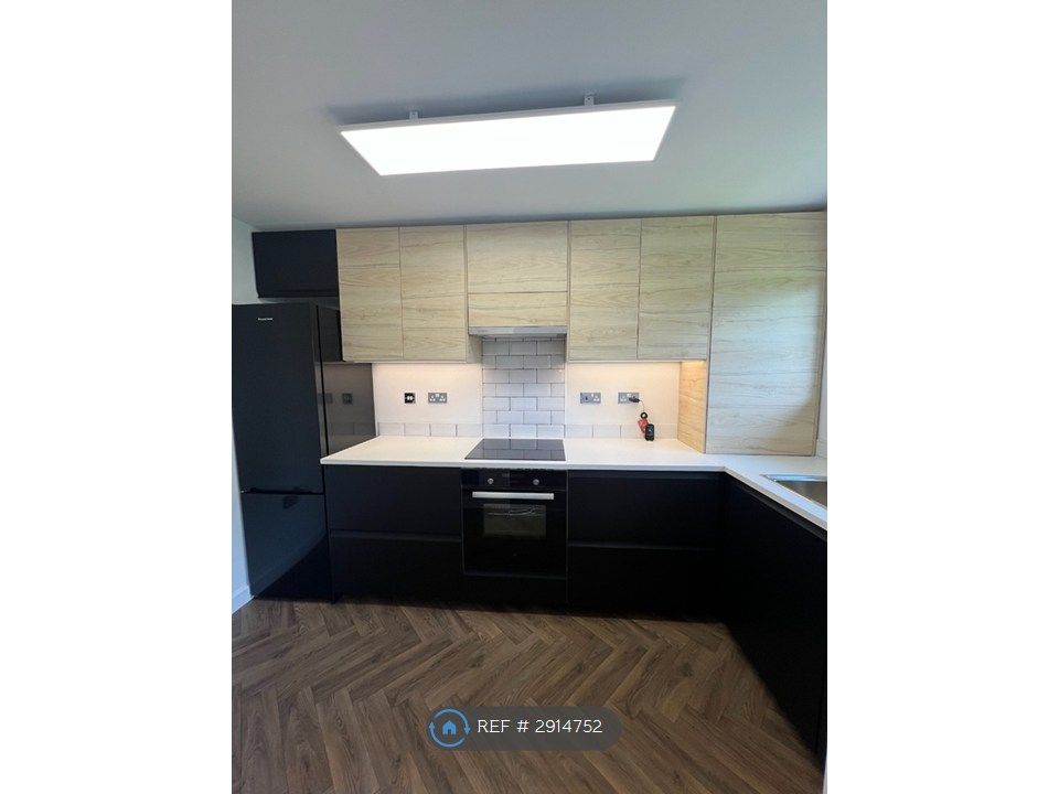 Property photo 2 of 13 Large Kitchen