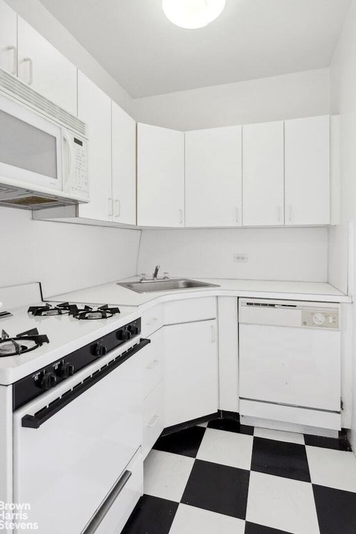 Property photo 2 of 11 <Alttext/>