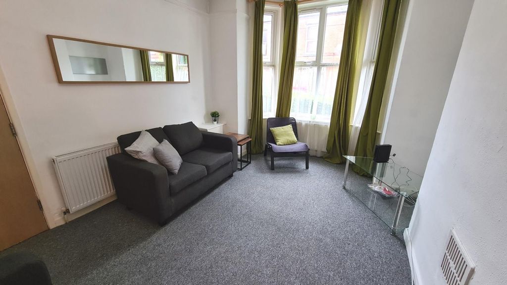 Property photo 1 of 30