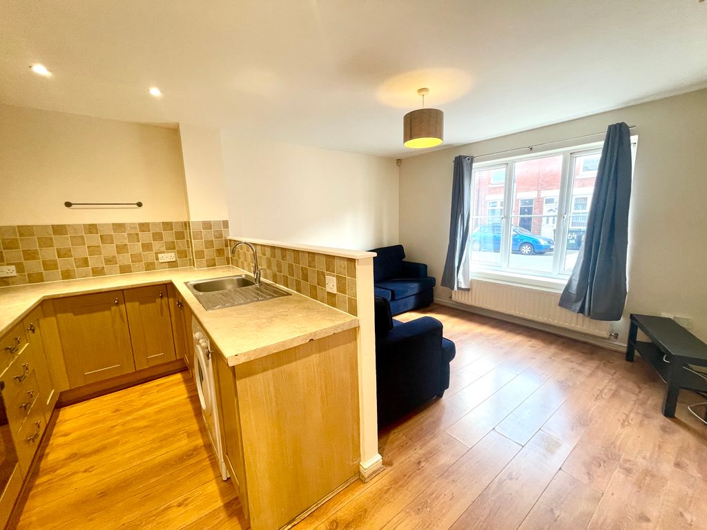 Property photo 3 of 10