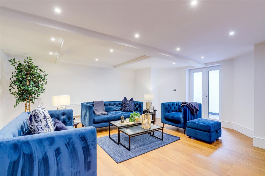 Property photo 3 of 28 Img_0910-Img_0914.Jpg