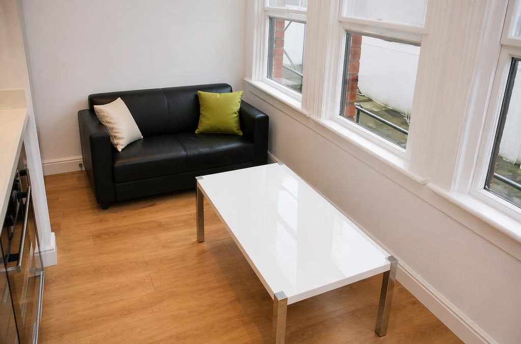 Property photo 2 of 7 Chatgpt Image Apr 21, 2026, 12_39_22 Pm.Png