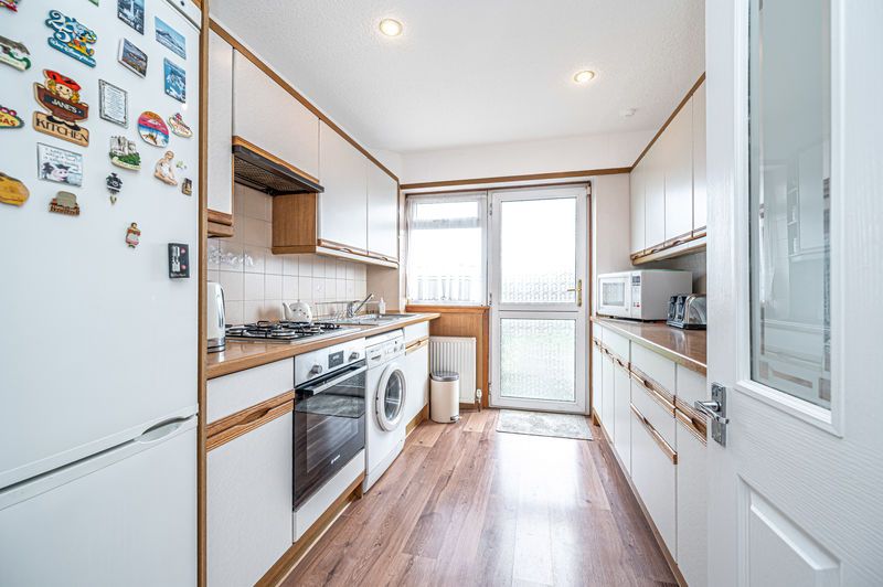 Property photo 2 of 20 Kitchen