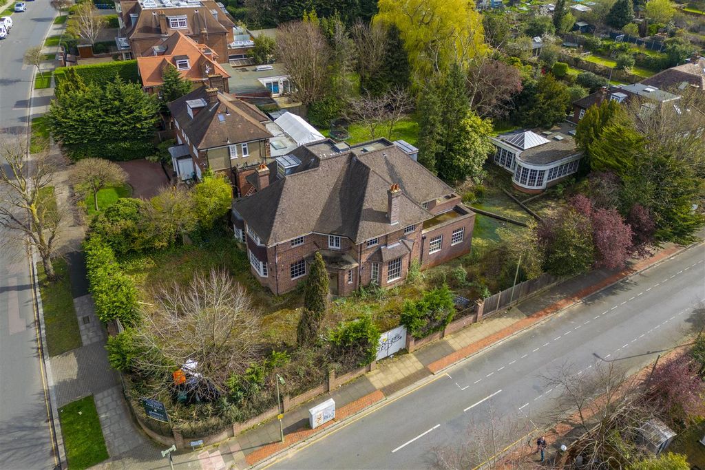 Property photo 2 of 4