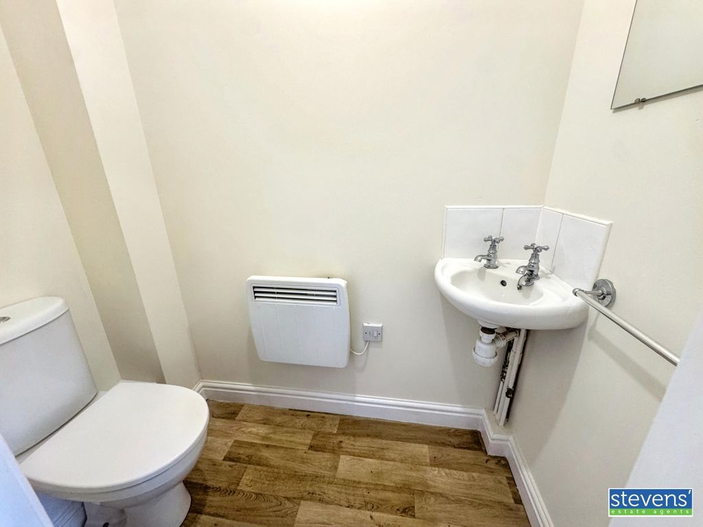 Property photo 3 of 10 Img_1498