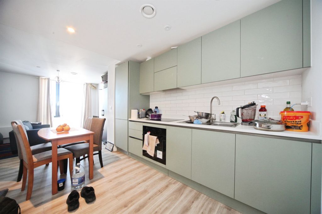 Property photo 3 of 9