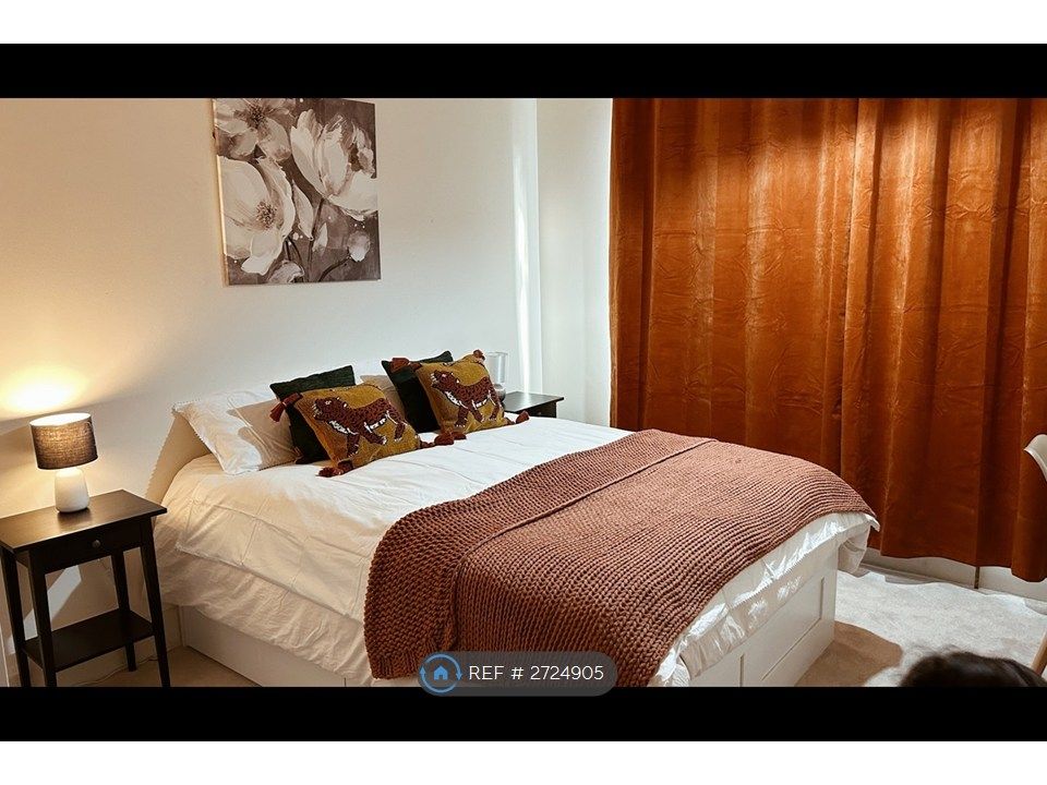 Property photo 1 of 10 Suite 3