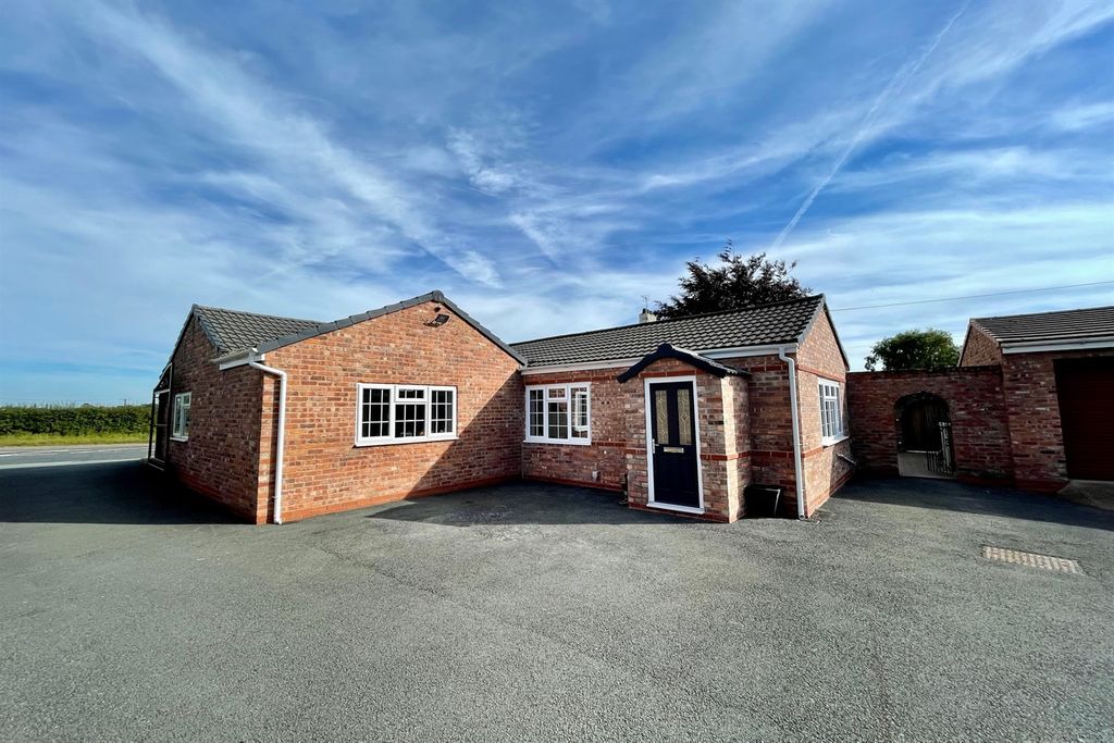 Property photo 1 of 12 (Main)