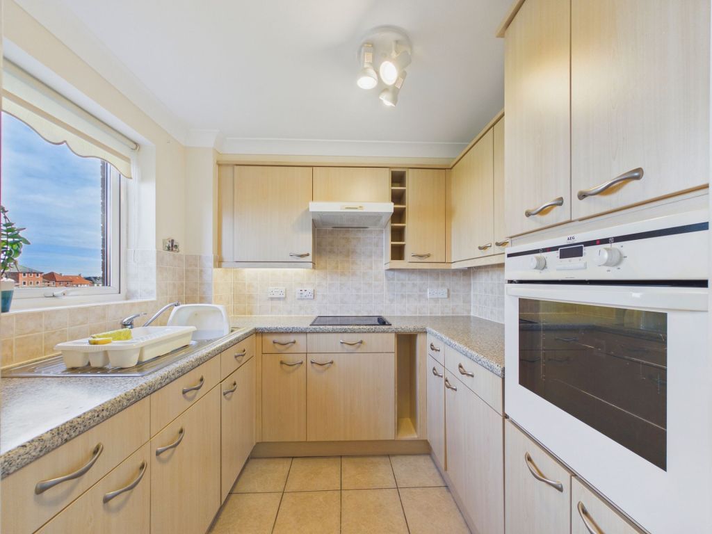 Property photo 2 of 12