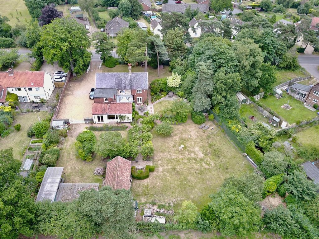 Property photo 3 of 20