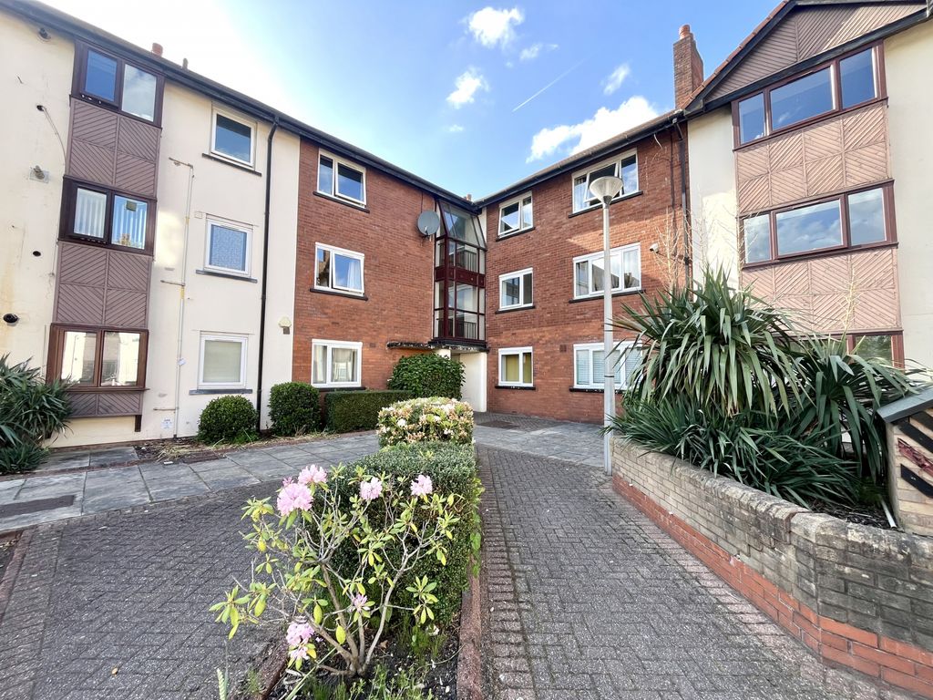 Property photo 1 of 11 3Â Bedroom Apartment For Sale