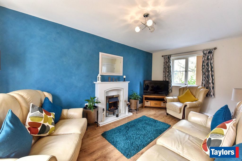 Property photo 3 of 24