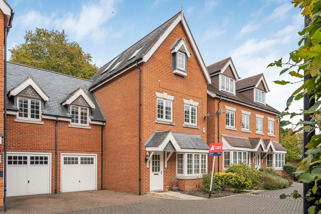 Property photo 1 of 22 Exterior