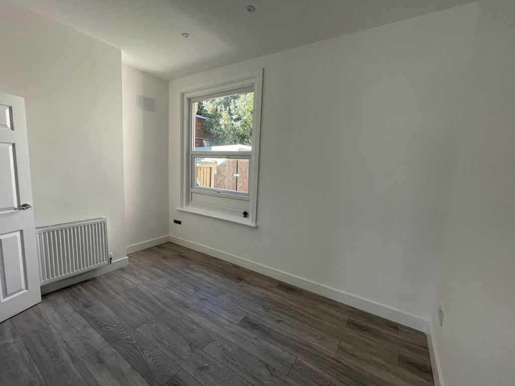 Property photo 2 of 3 Img_8268