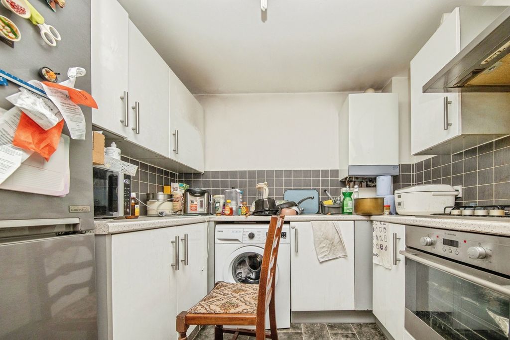 Property photo 3 of 11 Photo