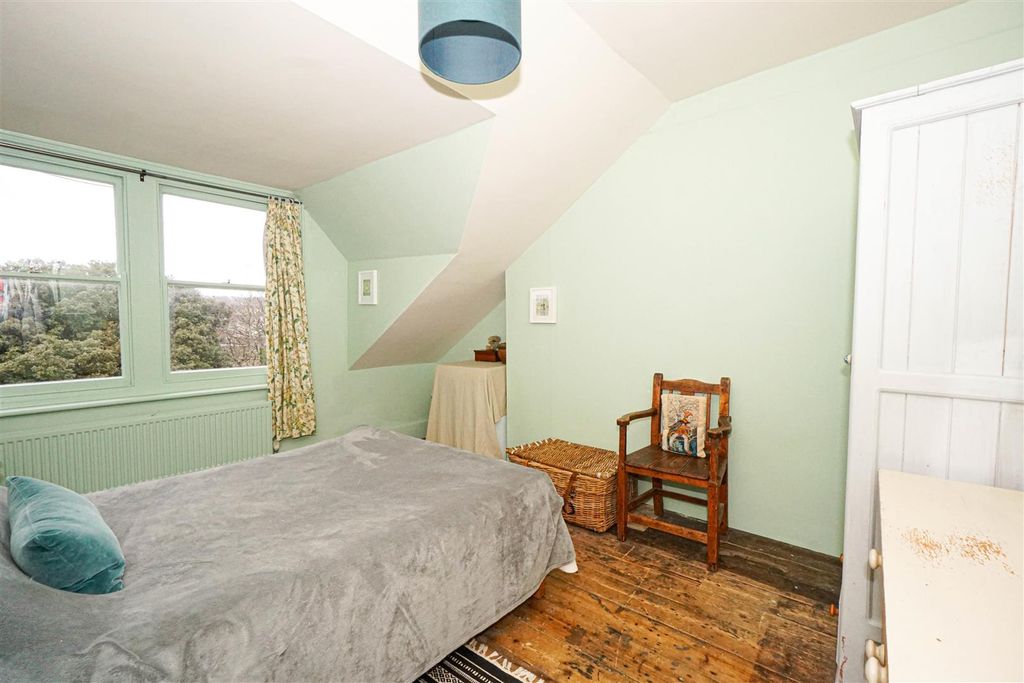 Additional image 16 of 4 bed maisonette for saleLower Park Road, Hastings TN34