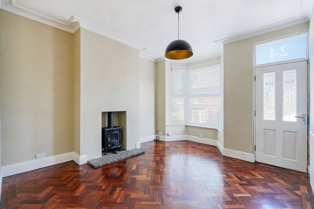 Property photo 3 of 24 Living Room