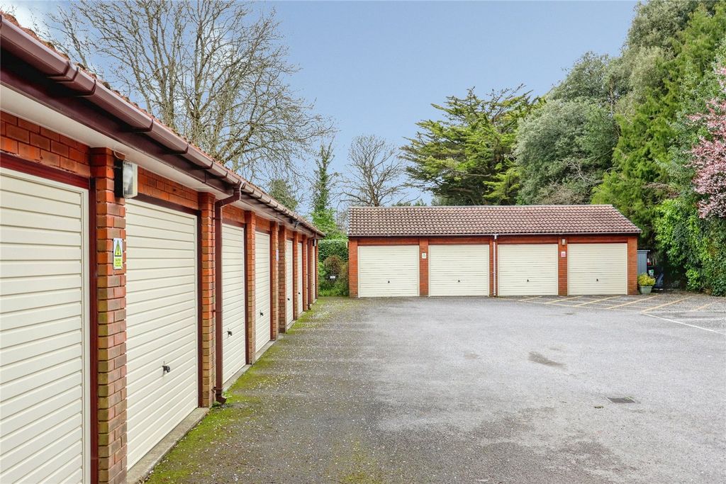 Property photo 2 of 20 Picture No. 06