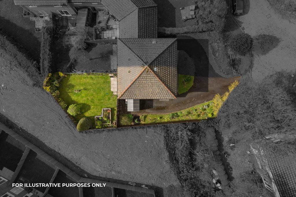 Property photo 3 of 21