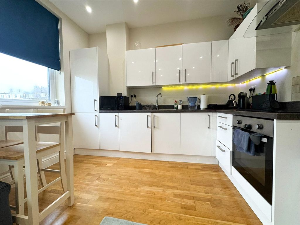 Property photo 2 of 4 Picture No. 06