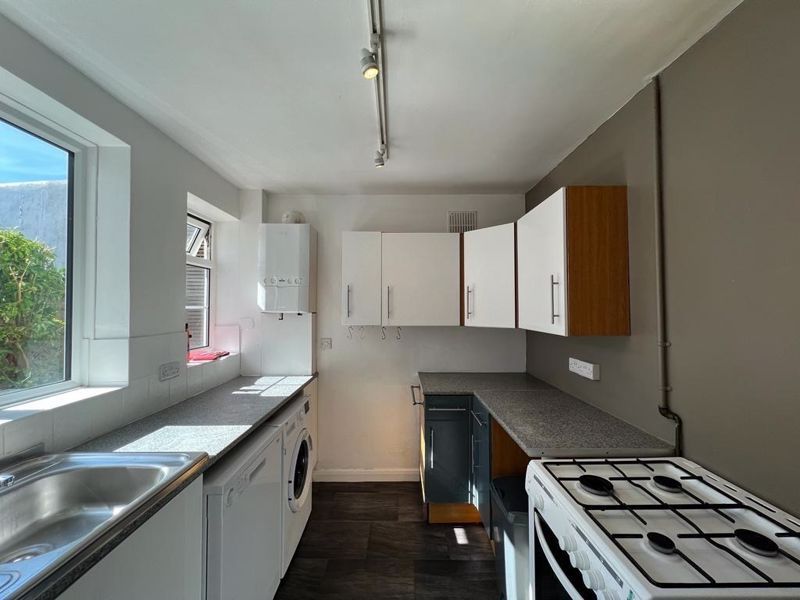 Property photo 1 of 14 Photo 18