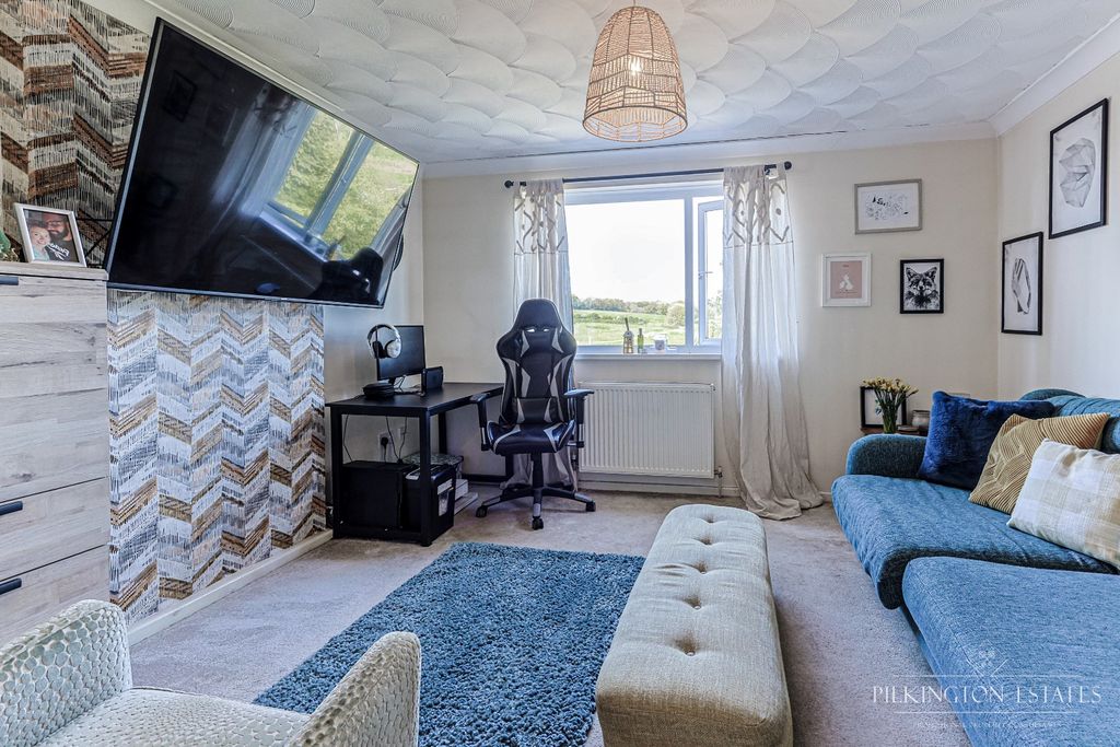 Property photo 2 of 15 5065123