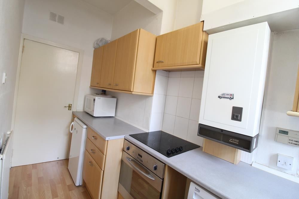 Property photo 3 of 6 Kitchen Alt