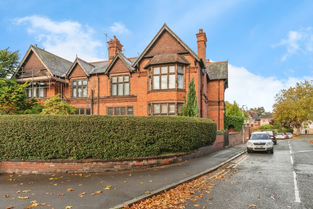 Property photo 1 of 17 Front