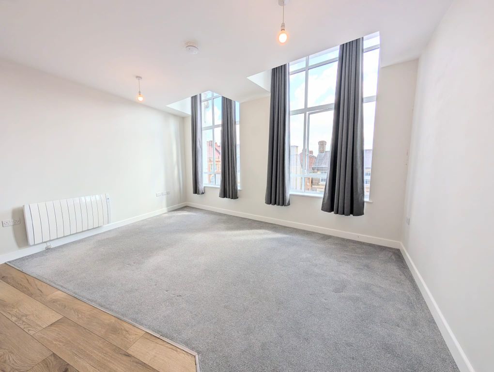 Property photo 2 of 6