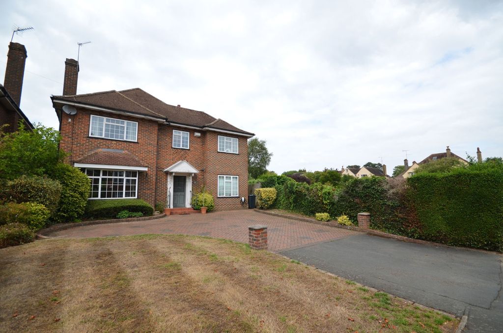 Property photo 1 of 32